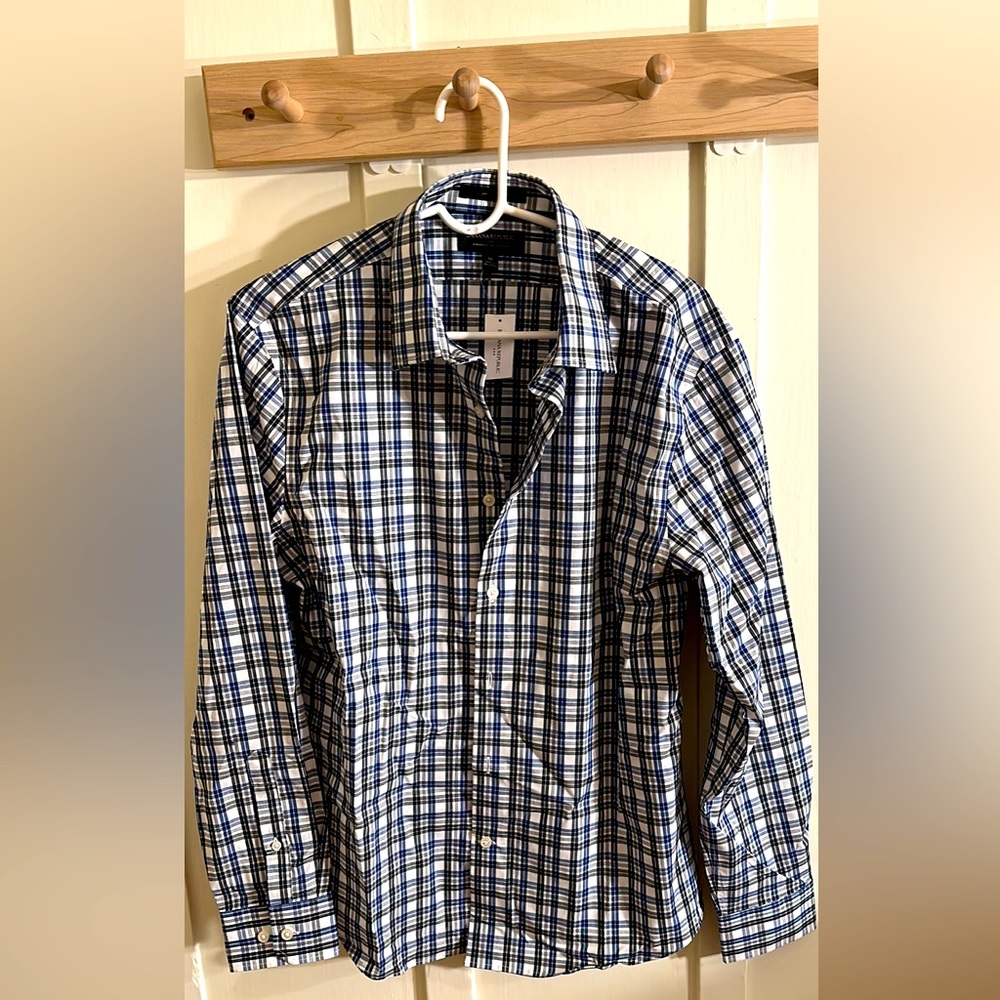 Banana Republic Slim Untucked Button-Down